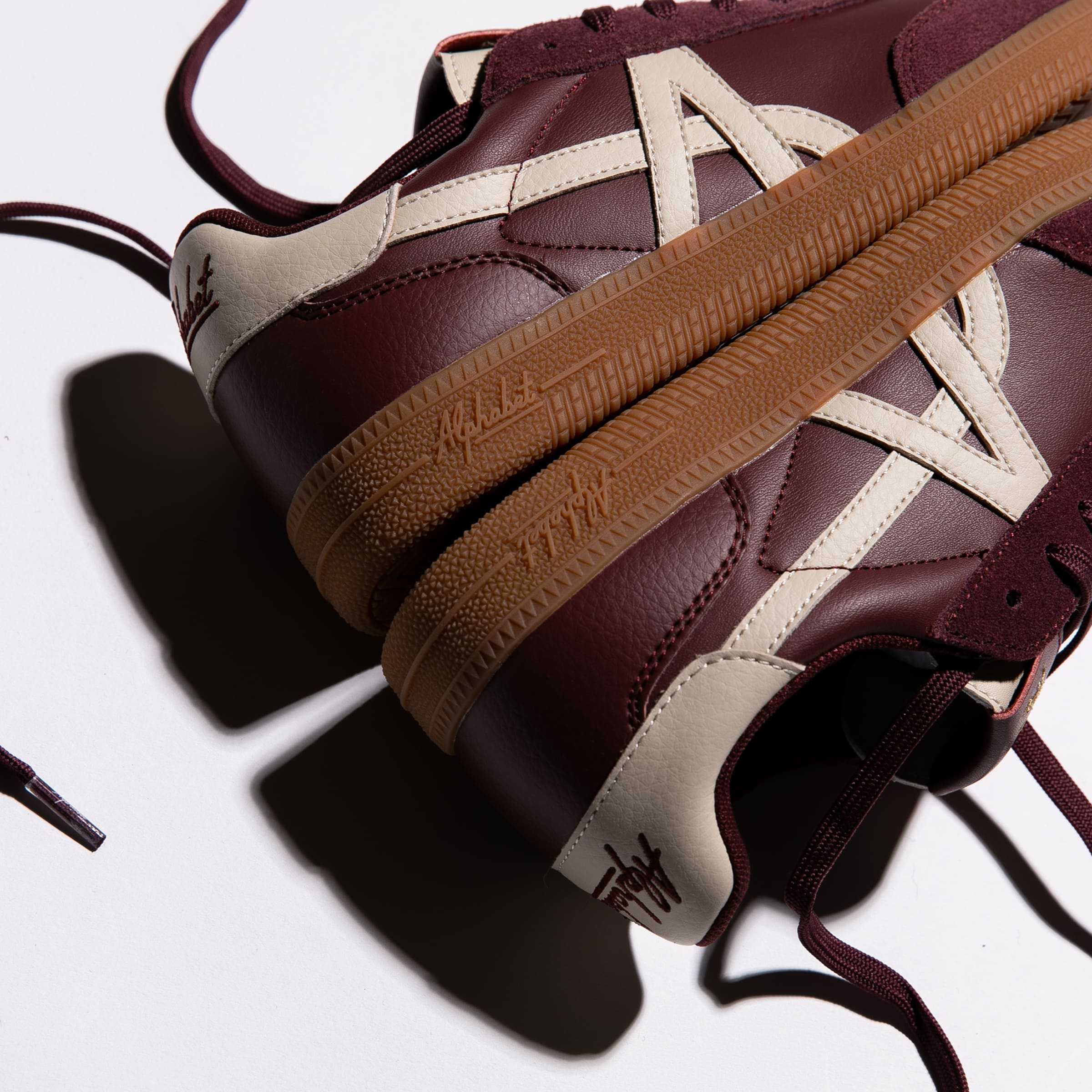 MONTEREY 301 BURGUNDY / SAND — Side